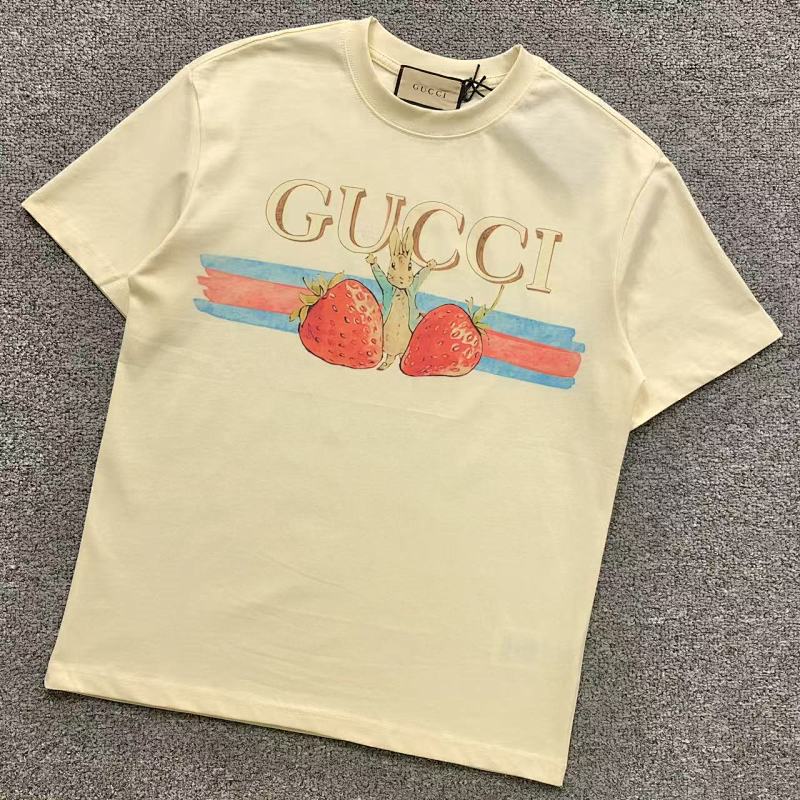 GUCCI T-SHIRT 5050820101（im 170cm 60kg i wear size S in the phot）