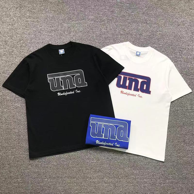 UNDEFEATED T-SHIRT 126170802（im 170cm 60kg i wear size M in the phot）