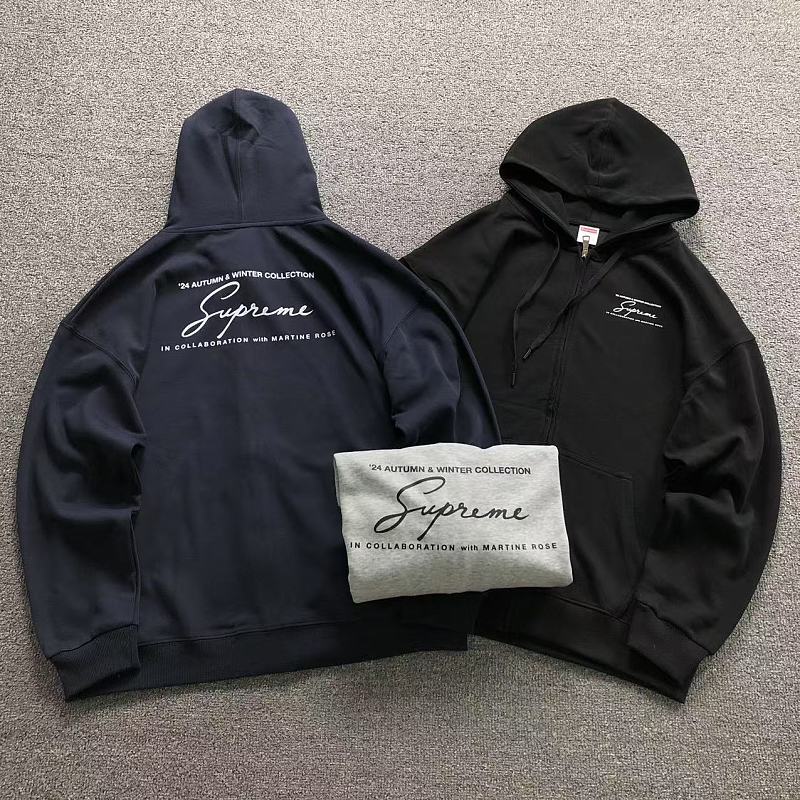 SUPREME HOODIE 52082501123（im 170cm 60kg i wear size L in the phot）
