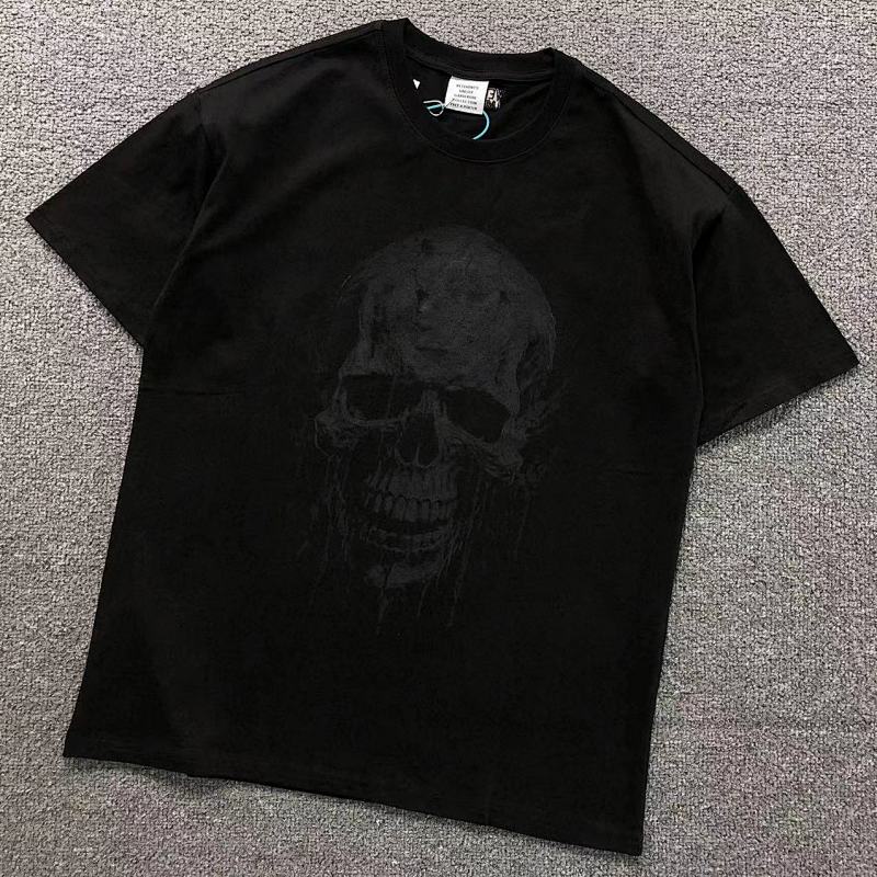 VETEMENTS T-SHIRT 41081207145（im 170cm 60kg i wear size S in the phot）