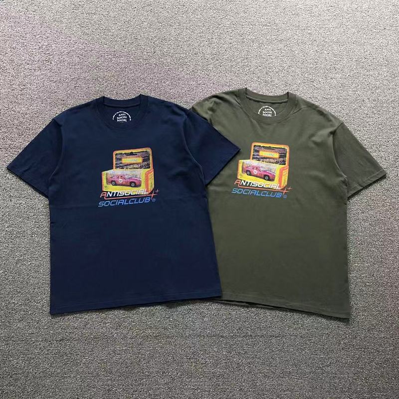 ANTI SOCIAL SOCIAL CLUB T-SHIRT 12760502（im 170cm 60kg i wear size M in the phot）