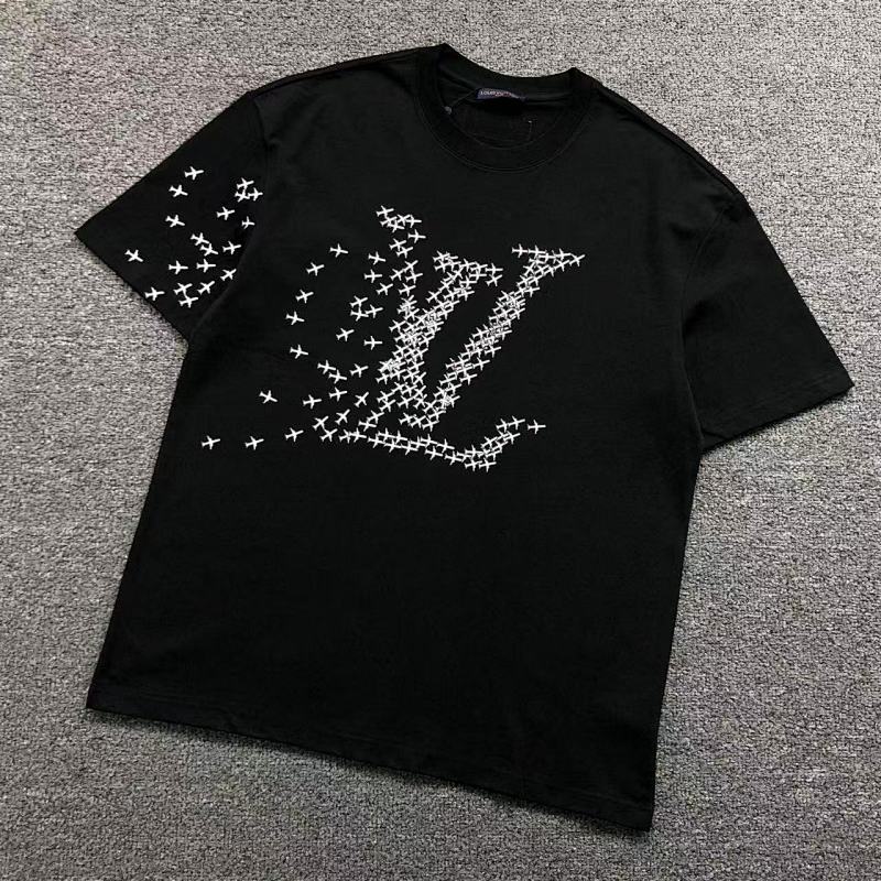 LV T-SHIRT 59041770（im 170cm 60kg i wear size L in the phot）