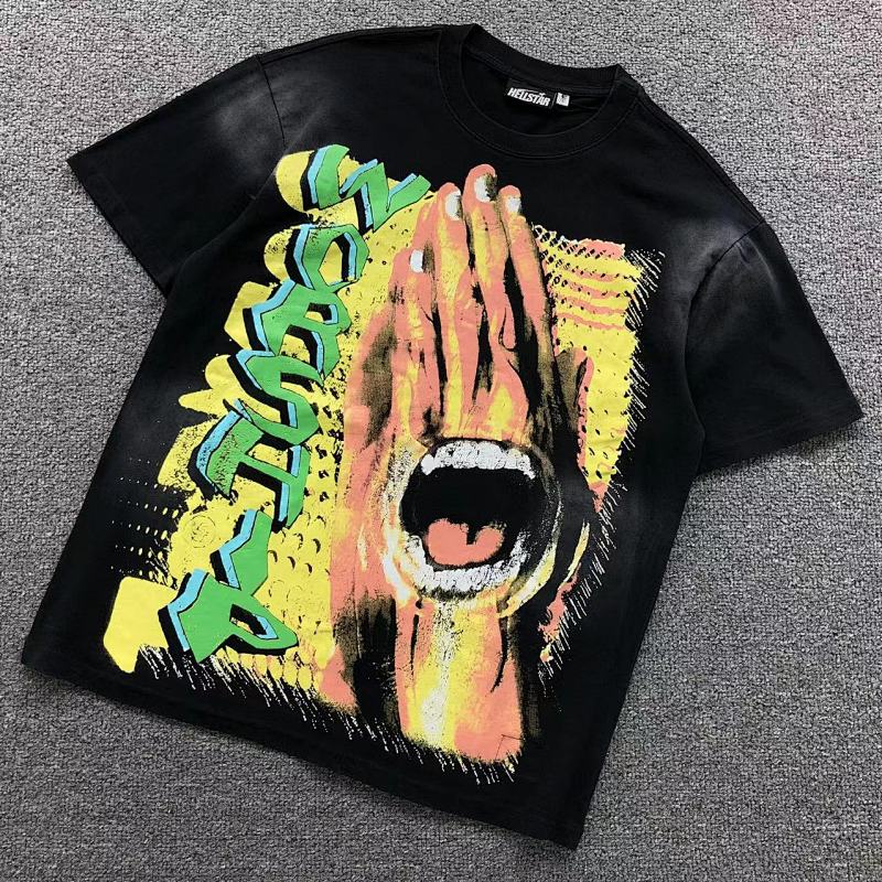 HELLSTAR T-SHIRT 505260517（im 170cm 60kg i wear size S in the phot）