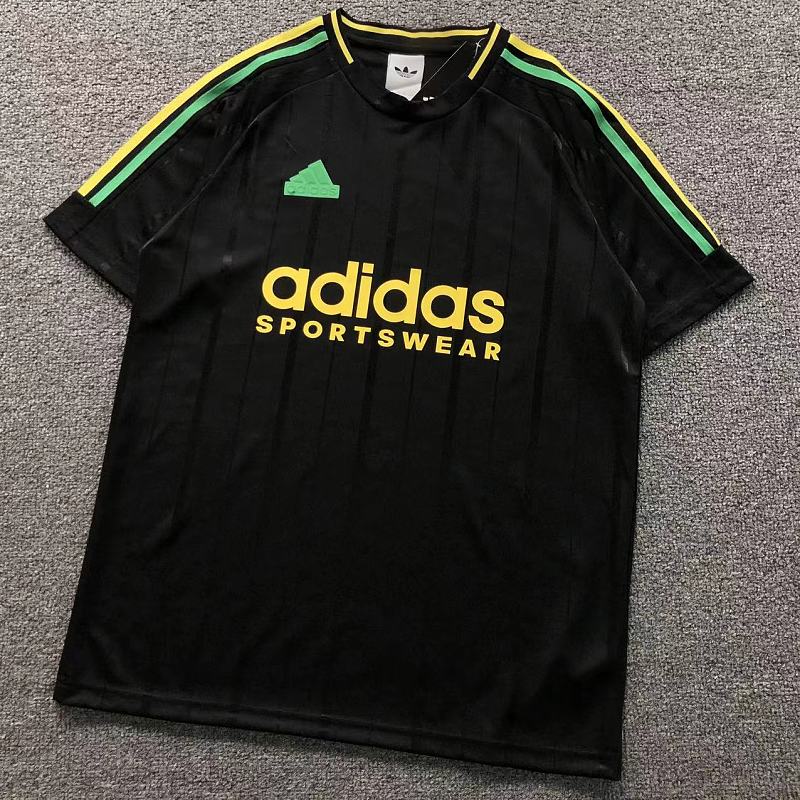 FOOTBALL T-SHIRT 1282806002 （im 170cm 60kg i wear size L in the phot）