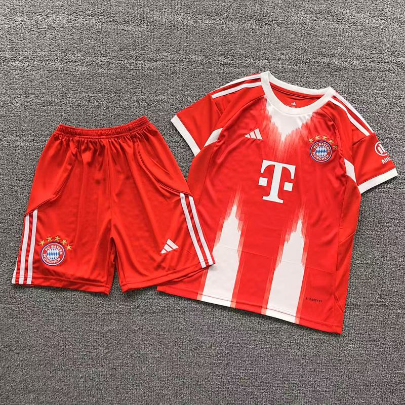 FOOTBALL T-SHIRT SHORTS CHILD 11061311002