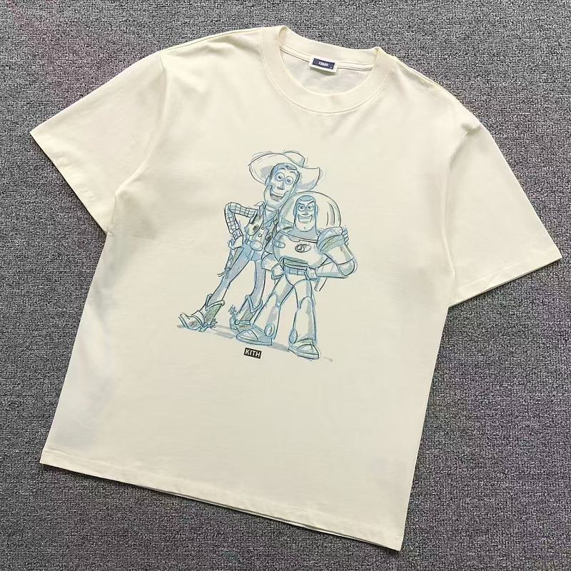 KITH T-SHIRT 22041819001（im 170cm 60kg i wear size M in the phot）