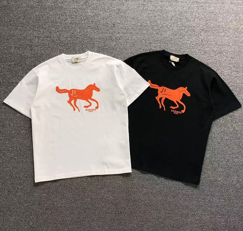 HERMES T-SHIRT 12650320（im 170cm 60kg i wear size M in the phot）