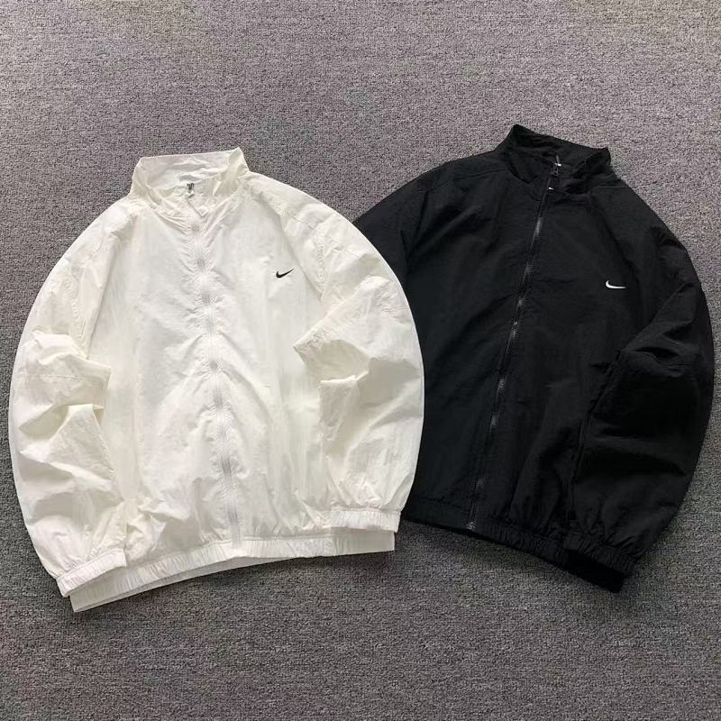 NIKE JACKET 57190119（im 170cm 60kg i wear size L in the phot）