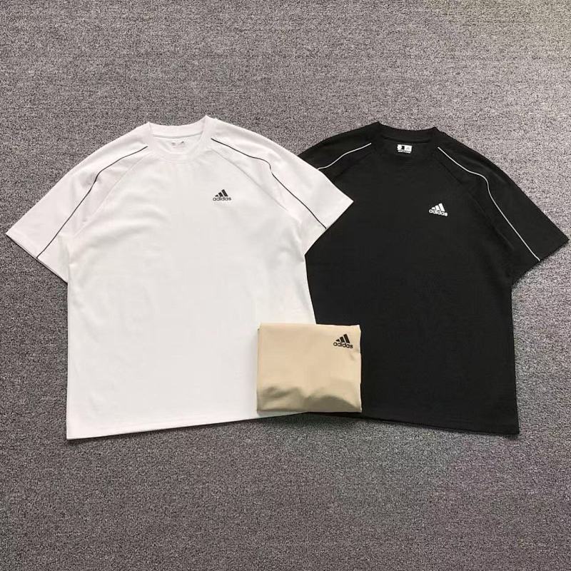 ADIDAS T-SHIRT 2201215201（im 170cm 60kg i wear size 2XL in the phot）