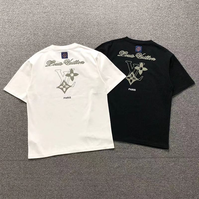 LV T-SHIRT 3204280403（im 170cm 60kg i wear size M in the phot）