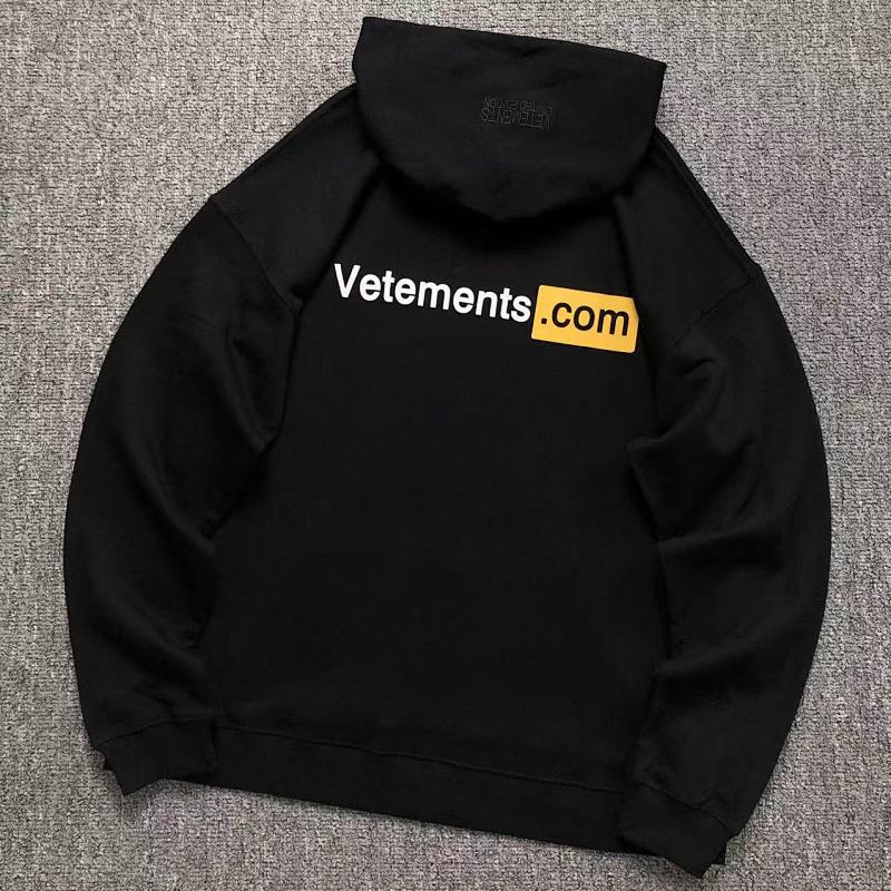 VETEMENTS HOODIE 210312528
