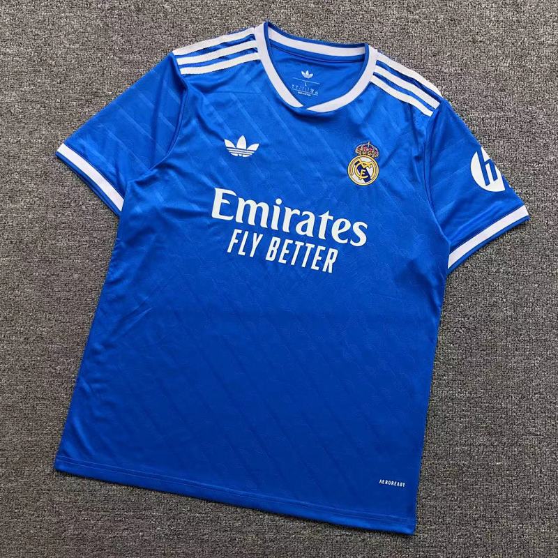 FOOTBALL T-SHIRT 11061203002（im 170cm 60kg i wear size L in the phot）