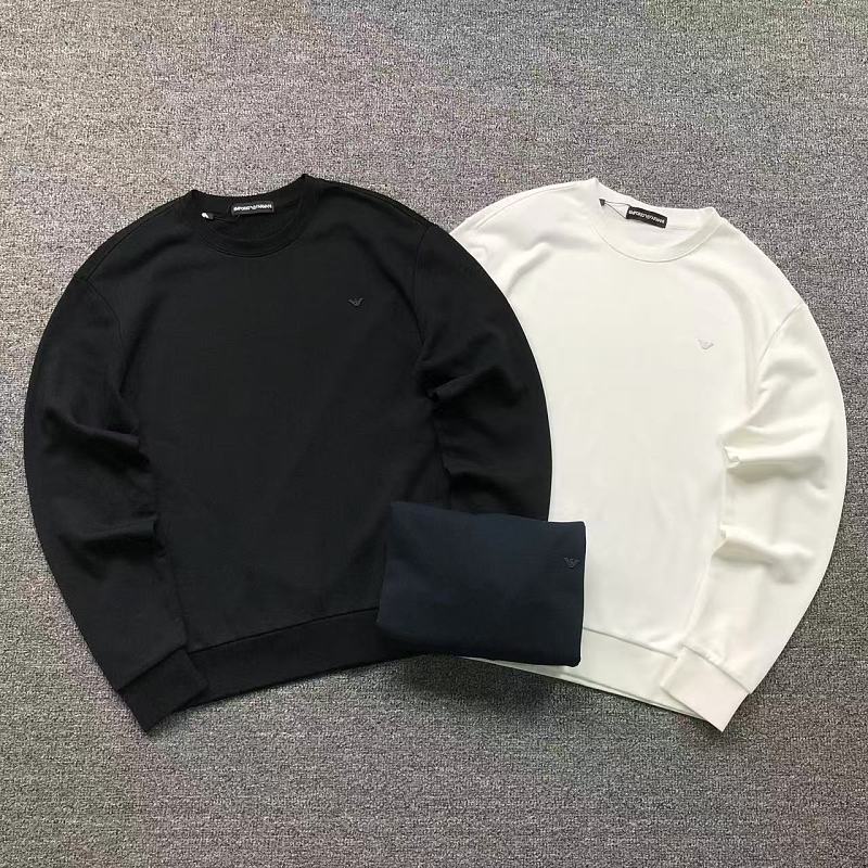 EMPORIO ARMANI HOODIE 2206210904（im 170cm 60kg i wear size L in the phot）