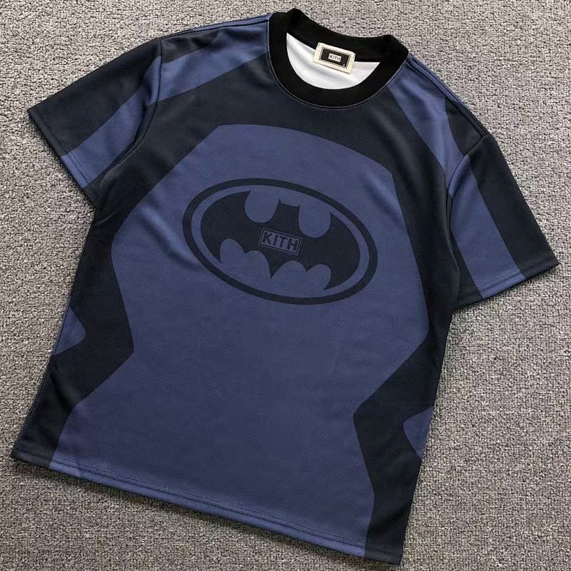 FOOTBALL KITH T-SHIRT 41061113117（im 170cm 60kg i wear size S in the phot）