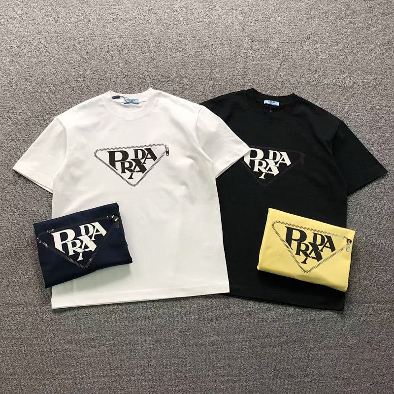 PRADA T-SHIRT 5212410147（im 170cm 60kg i wear size M in the phot）