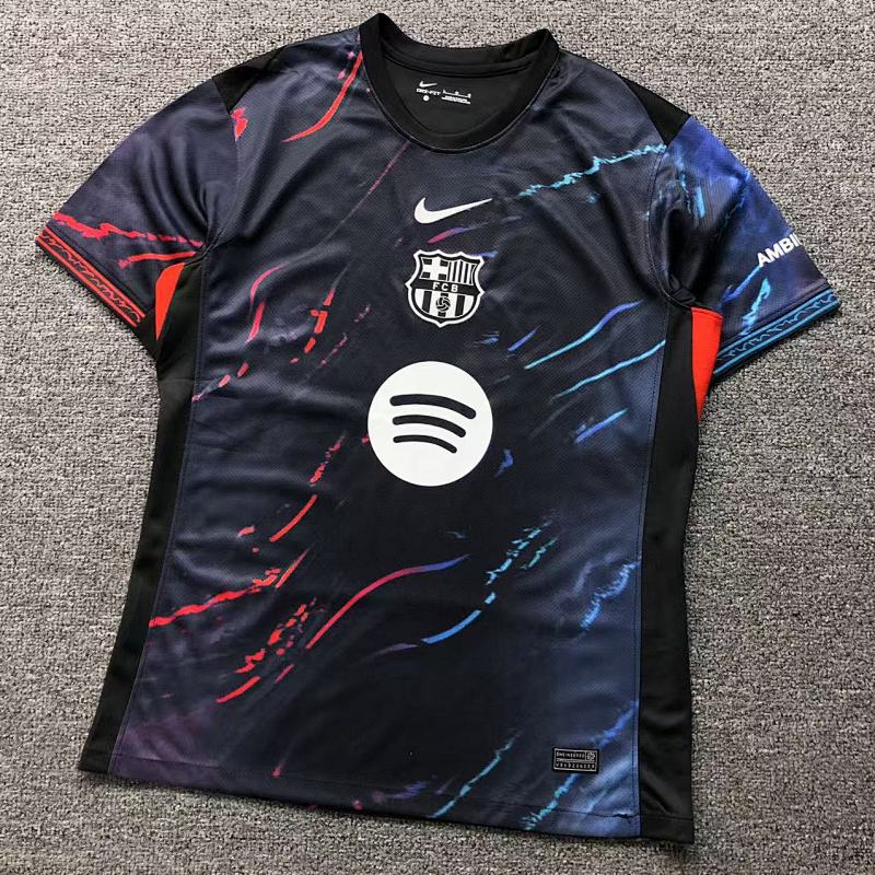 FOOTBALL T-SHIRT 11071007002（im 170cm 60kg i wear size L in the phot）