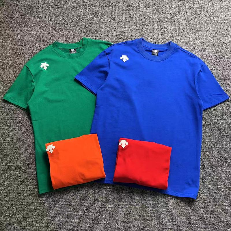DESCENTE T-SHIRT 593008147（im 170cm 60kg i wear size M in the phot）