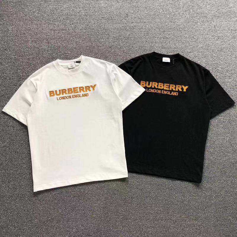 BURBERRY T-SHIRT 22052125171（im 170cm 60kg i wear size XL in the phot）