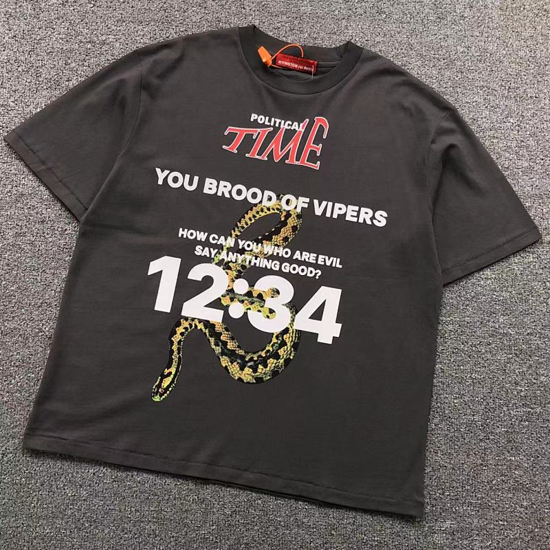 R⭐⭐123 T-SHIRT 21101610125（im 170cm 60kg i wear size 2 in the phot）