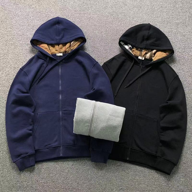BURBERRY HOODIE 3209070421（im 170cm 60kg i wear size L in the phot）
