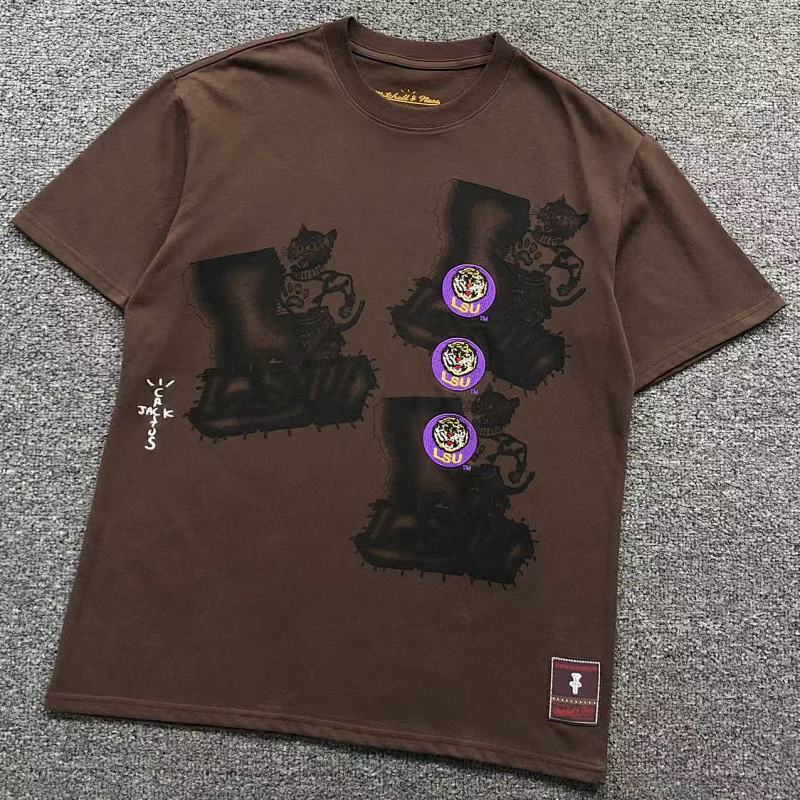 TRAVIS SCOTT T-SHIRT 214300146（im 170cm 60kg i wear size L in the phot）