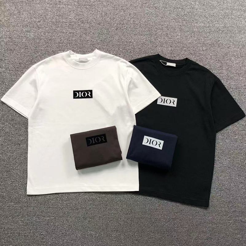 DIOR T-SHIRT 3101051521 （im 170cm 60kg i wear size M in the phot）