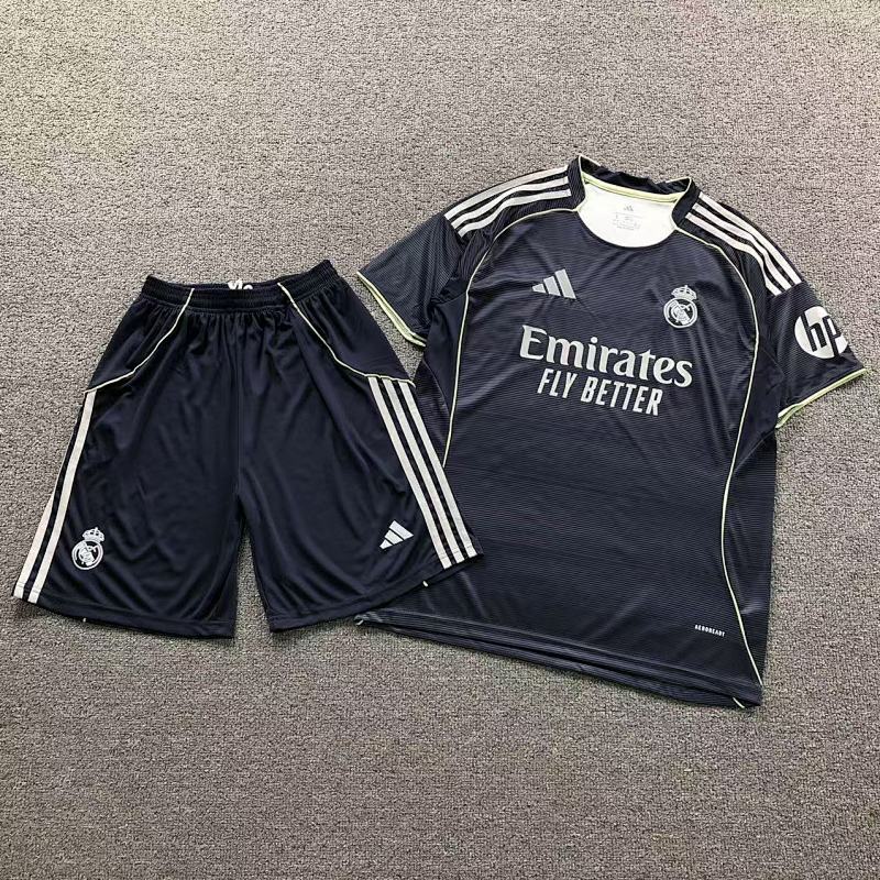 FOOTBALL T-SHIRT SHORTS 11082613002（im 170cm 60kg i wear size L in the phot）