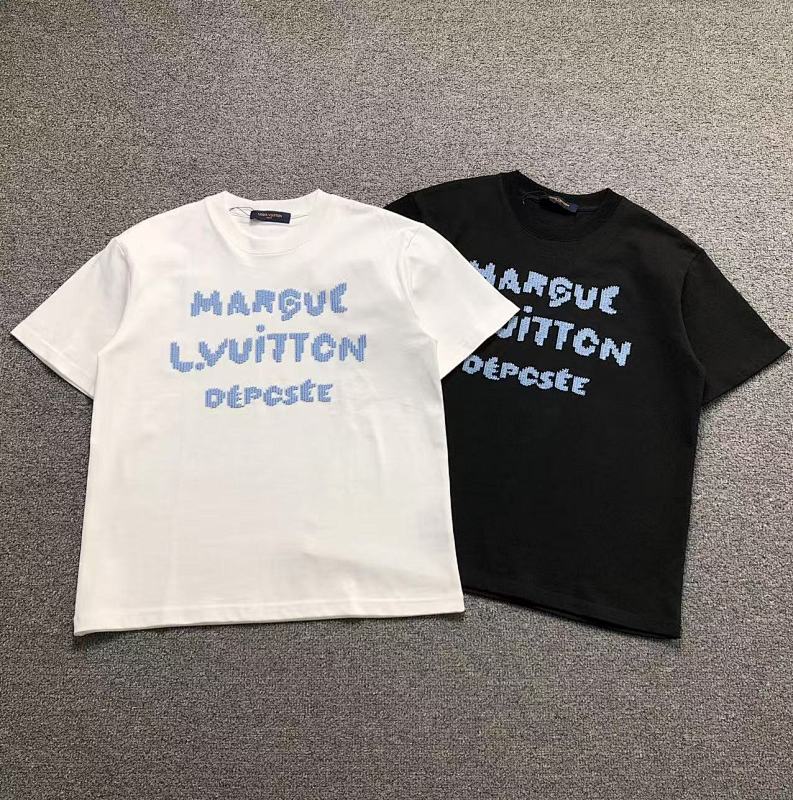 LV T-SHIRT 412011421（im 170cm 60kg i wear size S in the phot）