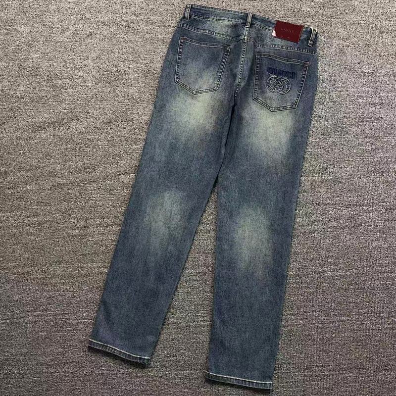 GUCCI TROUSERS 3202021205