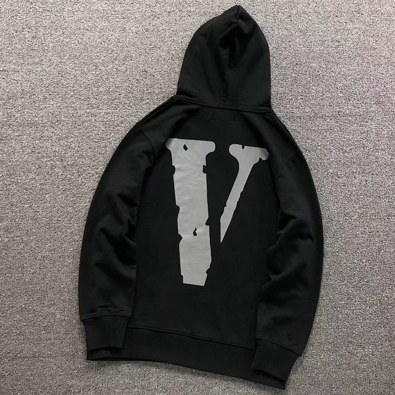 VLONE HOODIE 510113491（im 170cm 60kg i wear size S in the phot）