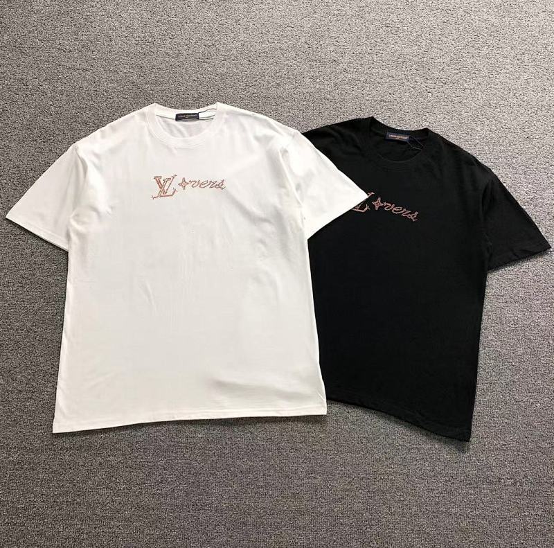 LV T-SHIRT 2111053301（im 170cm 60kg i wear size M in the phot）