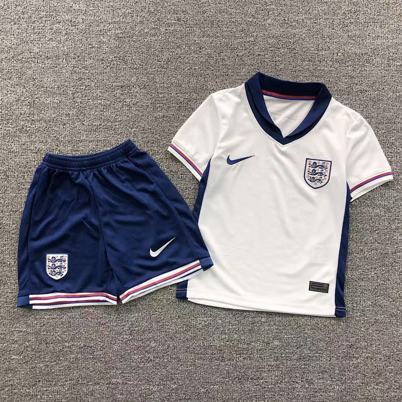FOOTBALL CHILD T-SHIRT SHORTS 1110314002