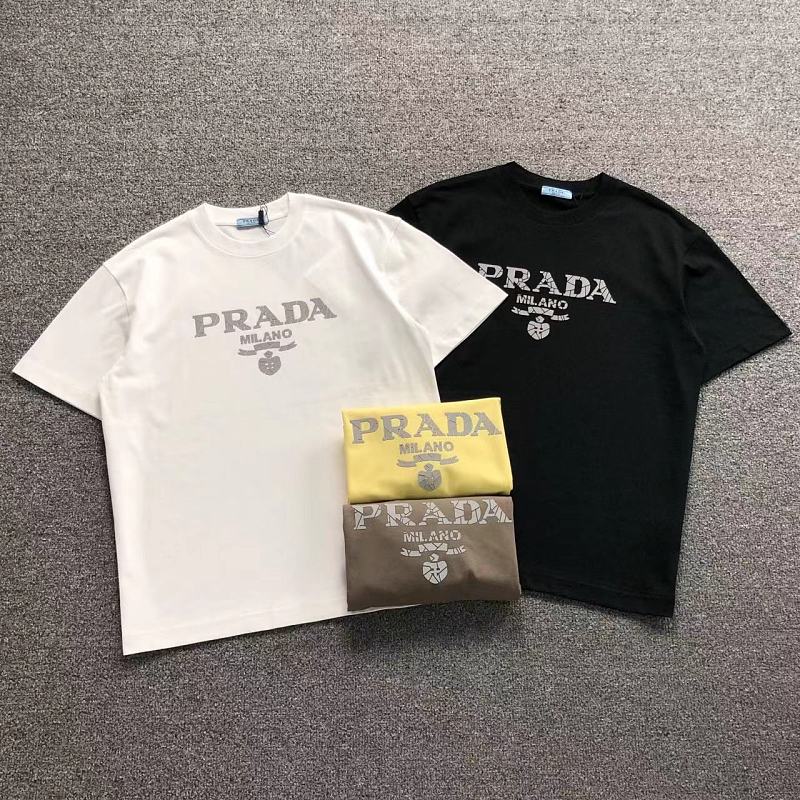PRADA T-SHIRT 5243030147（im 170cm 60kg i wear size M in the phot）