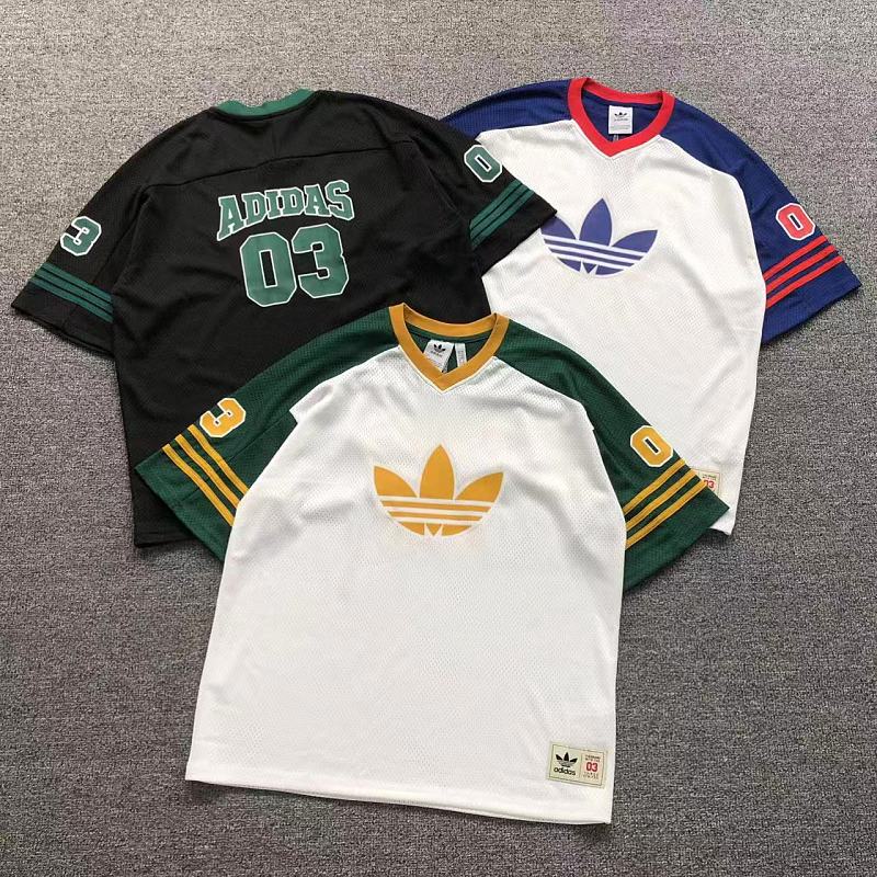 ADIDAS T-SHIRT 4206010977（im 170cm 60kg i wear size M in the phot）