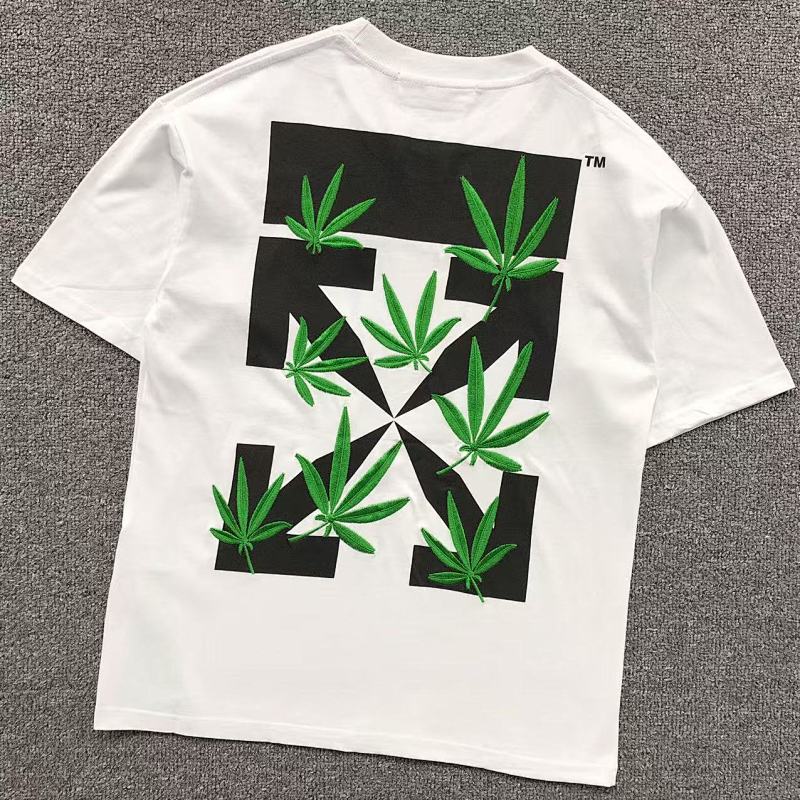 OFF-WHITE T-SHIRT 502201619（im 170cm 57kg i wear size S in the phot）
