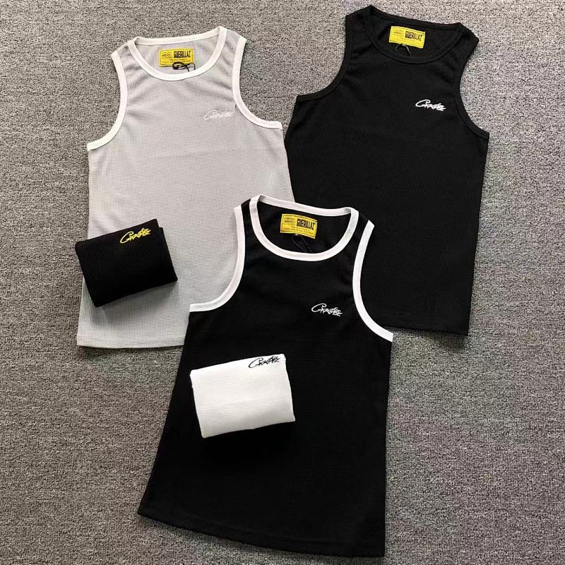 CORTEIZ VEST 1109040440（im 170cm 60kg i wear size M in the phot）