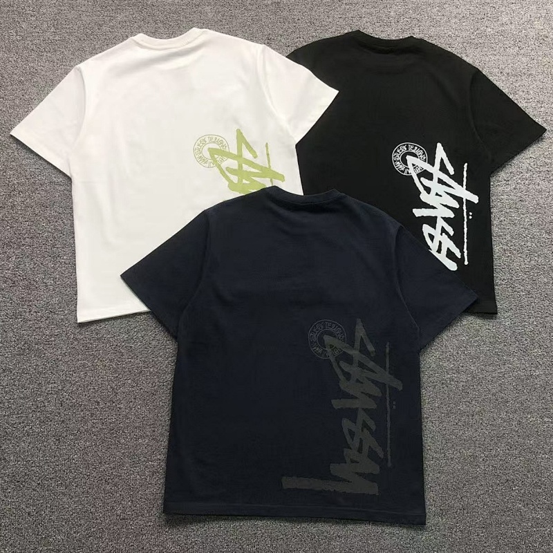 STUSSY T-SHIRT 2201233911（im 170cm 60kg i wear size M in the phot）