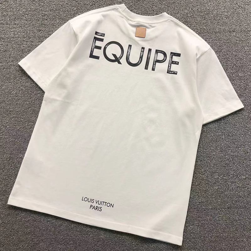 LV T-SHIRT 3204150221（im 170cm 60kg i wear size M in the phot）
