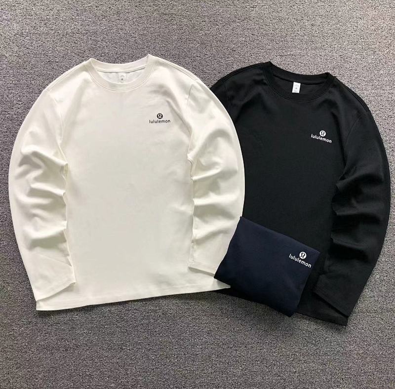 LULULEMON LONG SLEEVED 217210601（im 170cm 60kg i wear size M in the phot）
