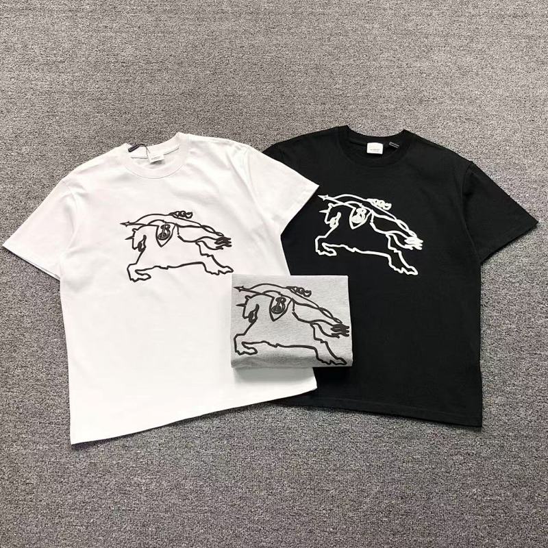 BURBERRY T-SHIRT 503252921（im 170cm 60kg i wear size M in the phot）
