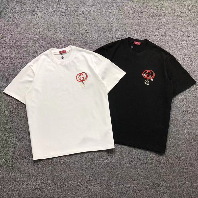 GUCCI T-SHIRT 5230608147（im 170cm 60kg i wear size M in the phot）