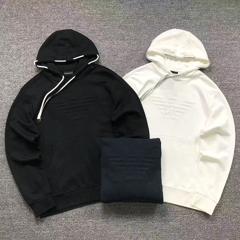 EMPORIO ARMANI HOODIE 5207210701（im 170cm 60kg i wear size L in the phot）