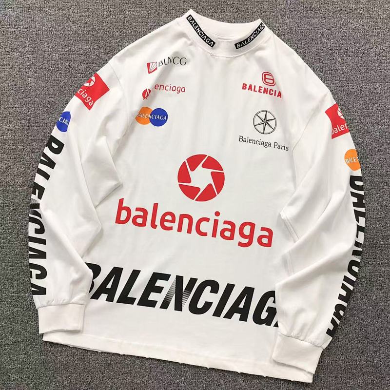 BALENCIAGA LONG SLEEVED 312110817（im 170cm 57kg i wear size XS in the phot）