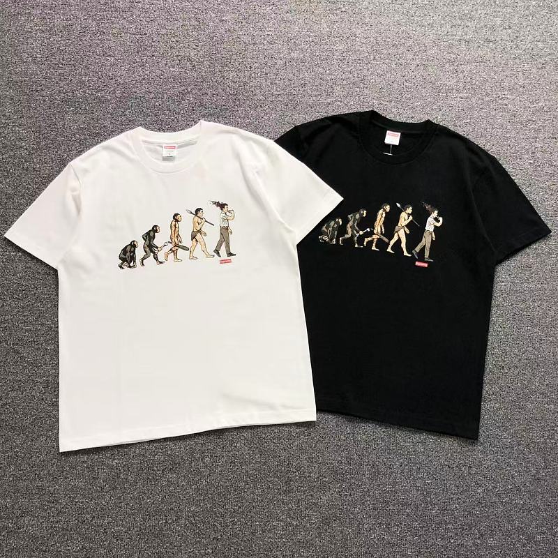 SUPREME T-SHIRT 128402182 （im 170cm 60kg i wear size M in the phot）