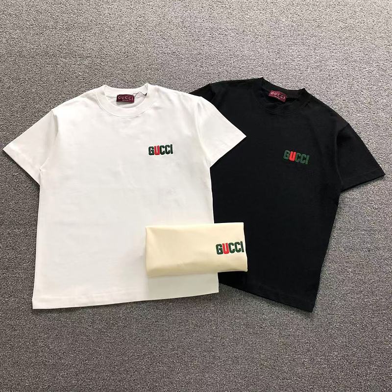 GUCCI T-SHIRT 5209052381（im 170cm 60kg i wear size S in the phot）