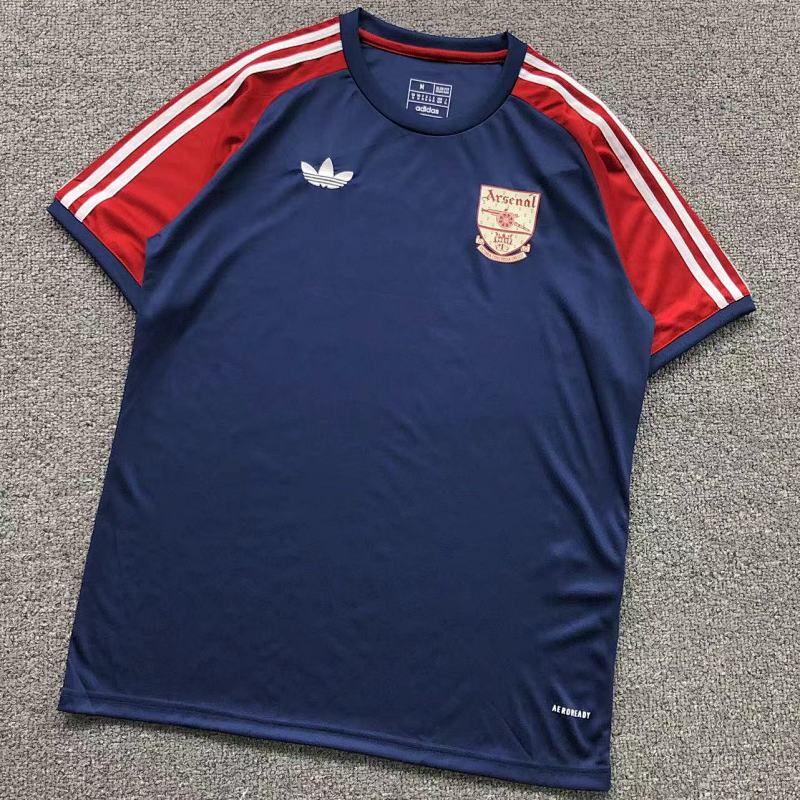 FOOTBALL T-SHIRT 31030423002（im 170cm 55kg i wear size M in the phot）