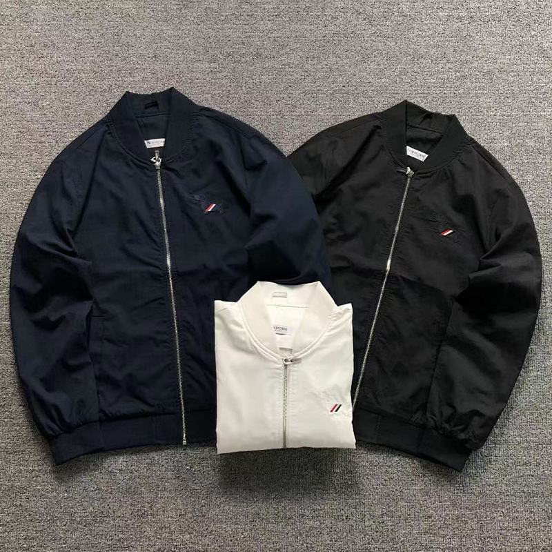 THOM BROWNE JACKET 3109202320 （im 170cm 60kg i wear size M in the phot）