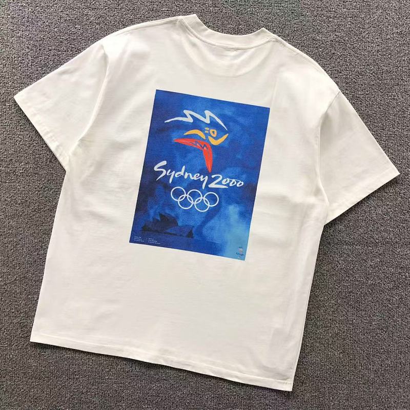 KITH T-SHIRT 57044595 （im 170cm 60kg i wear size L in the phot）
