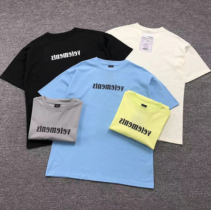 VETEMENTS T-SHIRT 110081458