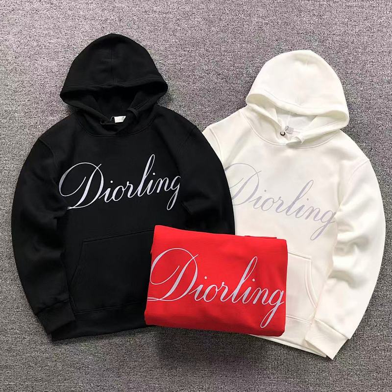 DIOR HOODIE 2112101801（im 170cm 60kg i wear size M in the phot）